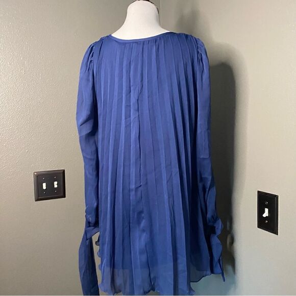 ASOS Design Maternity Blue Pleated Trapeze Wrap Dress Chiffon Long Sleeves - Picture 8 of 12